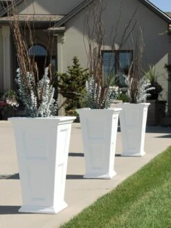 Fairfield Self-Watering Tall Patio Planters, 28” -Garden Shop 39 342 106V tif