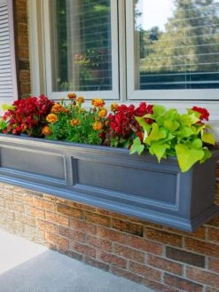 Fairfield Self-Watering Window Box, 4’ -Garden Shop 39345 100V tif