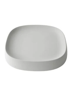 Medium Pebble Plant Caddy -Garden Shop 3 4 crop 8613781 07v