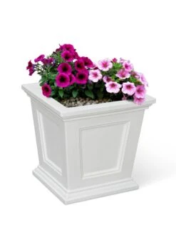 Fairfield Self-Watering Square Planter, 16” X 16” 21 Fairfield Self-Watering Square Planter, 16” X 16” -Garden Shop 8611695 16V tif